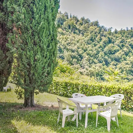 Belvilla By Oyo Appealing With Pool Dicomano