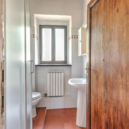 Belvilla By Oyo Appealing With Pool Dicomano